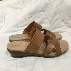Wear.Ever. Natoya Women’s sandals